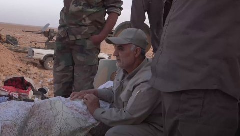 СОЛЕЈМАНИ НА ПРВОЈ ЛИНИЈИ ФРОНТА: Објављени ретки генералови снимци са ратишта у Сирији (ВИДЕО)