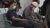 ЧЕКАЊЕ КОЈЕ УБИЈА: Рођаци пилота авиона који се данас срушио у Џакарти не губе наду, још увек верују да има преживелих