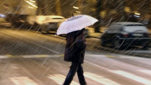 ВЕЛИКА ПРОМЕНА ВРЕМЕНА: Стижу обилне падавине и снег - РХМЗ објавио детаљну прогнозу