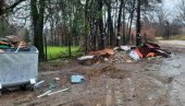 RUŽNA SLIKA IZ DEVOJAČKOG BUNARA: Nesavesni vikendaši bacali kabasti otpad na poznatom izletištu u Alibunaru