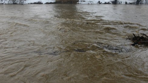ОДРОНИ И КЛИЗИШТА У СЛОВЕНИЈИ: Бројни проблеми због поплава у Горењској