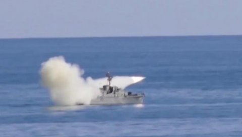 НОВА НОЋНА МОРА АМЕРИКАНАЦА: Иранска флота добила велико појачање, морнарица постаје неуништива (ВИДЕО)