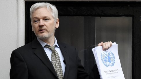 НЕ ТРЕБА АСАНЖ ДА БУДЕ НА ОПТУЖЕНИЧКОЈ КЛУПИ, ВЕЋ АМЕРИКА: Кина оштро брани оснивача Викиликса