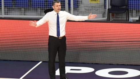 PONELE GA EMOCIJE: Trener Budućnosti se izvinjavao klupi Partizana zbog slavlja