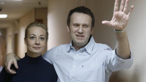 JULIJA NAVALJNI PUŠTENA IZ ZATVORA: Policija oslobodila suprugu ruskog političara