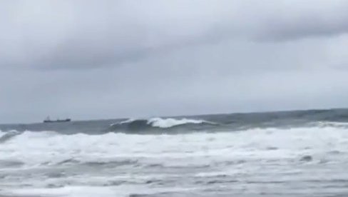 DRAMA NA CRNOM MORU: Potonuo ruski brod, u toku akcija spasavanja mornara (VIDEO)