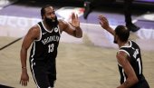 НБА: Голден Стејт бољи од Лејкерса, тројка Дурента за победу Бруклина