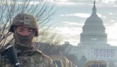KAO DA JE IZVRŠEN VOJNI PUČ: Pogledajte kako izgleda Vašington dan pre Bajdenove inauguracije (FOTO/VIDEO)