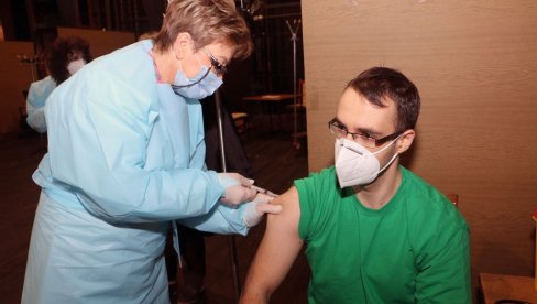 ИМУНИЗАЦИЈА БЕЗ ЗАКАЗИВАЊА: У Смедереву до сада дато 40.000 вакцина против короне