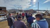 GRADONAČELNIK OBIŠAO NAJUGROŽENIJA DOMAĆINSTVA: Pomoć poplavljenim domaćinstvima u selu Zlatokop kod Vranja