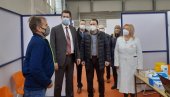 TO JE MOJA DUŽNOST: U Šapcu kinesku vakcinu primio gradonačelnik Pajić