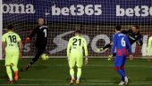 ŠOU U PRIMERI: Marko Dmitrović strelac za Eibar protiv Atletiko Madrida (VIDEO)