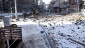 ДО ПОРОДИЛИШТА - НАОКОЛО: Раскопан део Балканске улице, знатно тежи приступ клиници Народни фронт