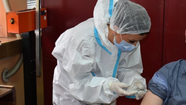 ИМУНИЗАЦИЈА У ПОЖАРЕВЦУ: Стигло још 1.000 кинеских вакцина