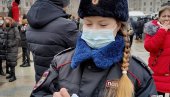 ХАОС НА ДЕМОНСТРАЦИЈАМА У МОСКВИ: Полиција привела око 300 деце (ФОТО)
