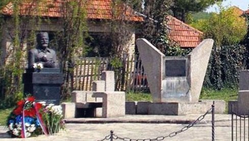 POMIRILI KOKARDU I PETOKRAKU: U selu Subjel kraj Kosjerića zajedno žive potomci četnika i partizana