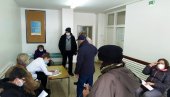 VIŠE OD 1.300 PARAĆINCA VAKCINISANO PROTIV KOVIDA: Lekari podsećaju na obavezno prijavljivanje putem portala eUprave