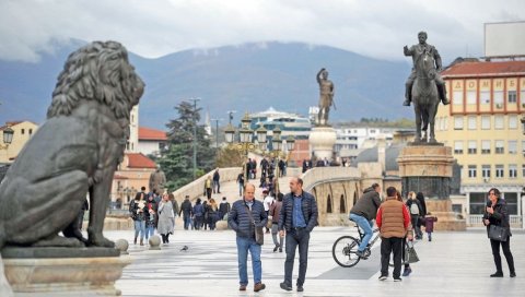 ОСТАВКА ПОВЛАЧИ И ПАД ВЛАДЕ: Шта се дешава у Северној Македонији после оставке премијера