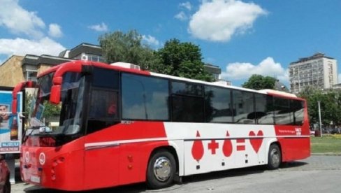 ПОТРЕБНЕ СВЕ КРВНЕ ГРУПЕ: Мобилне екипе Завода за траснфузију крви Војводине и наредне недеље на терену