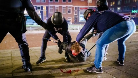 ХАОС ПОД МАСКОМ КОВИДА: Холандија у вртлогу насиља на протестима започетим због короне, најтежи нереди у 40 година