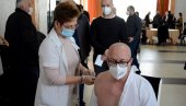 ИМУНИЗАЦИЈА СРБА СА КИМ ДОКАЗ ДА ДРЖАВА СРБИЈА МИСЛИ НА НАС: Представници Српске листе и Срба са Космета вакцинисани у Куршумлији (ФОТО