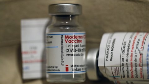 МОДЕРНА САОПШТИЛА: Потребни месеци за испоруку вакцина против омикрона