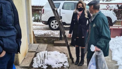 ВОДОВОД ПОВЕЗАН, ПУТЕВИ ЧИСТИ: У Бабушничком крају стање се нормализује