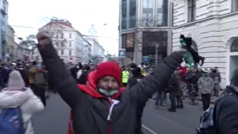PRED OPŠTI LOKDAUN: Antivakseri i antikoronaši sutra protestuju u centru Beča