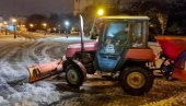 ИНТЕРВЕНЦИЈА ЗИМСКЕ СЛУЖБЕ У СОМБОРУ: Све улице очичишћене и проходне