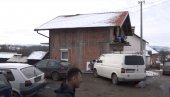 МИЛОШЕВИЋИ ДОБИЛИ КРОВ: Након што је недавно ватрена стихија прогутала део куће, хумана Дервента на делу
