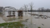 BUJICE OPET U OFANZIVI: Obilne padavine i topljenje snega u mnogim krajevima znatno povećali rizik od poplava