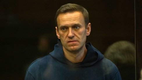 IMA JAKE BOLOVE: Advokati Navaljnog - pogoršalo mu se stanje, rađena mu je magnetna, nisu dali da ga poseti lekar