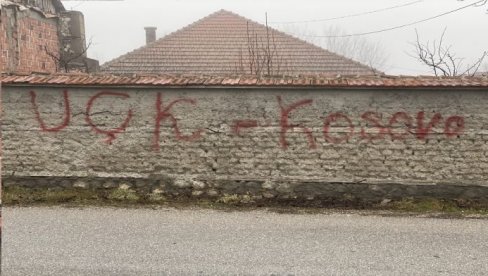 ZASTRAŠIVANJE SRBA KAO PREDIZBORNA PLATFORMA: Oglasila se Kancelarija za KiM zbog grafita UČK na kući porodice Krstović