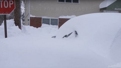 U SRBIJI PROLEĆE, U SAD - LEDENO DOBA: U Americi oboren rekord u snežnim padavinama star 122 godine (FOTO+VIDEO)
