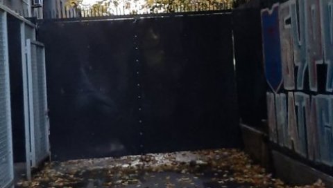 ЕКСКЛУЗИВНЕ ФОТОГРАФИЈЕ: Слике бункера на стадиону Партизана, које је направио Веља Невоља