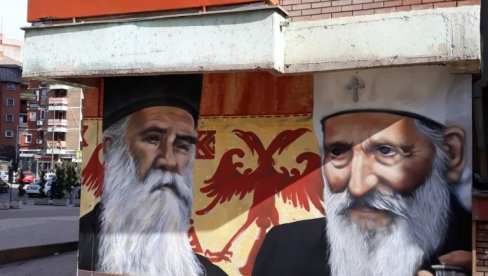 SATIRU SVE ŠTO JE SRPSKO: Prekrečeni murali posvećeni patrijarhu Pavlu i mitropolitu Amfilohiju u Kosovskoj Mitrovici i Zvečanu!