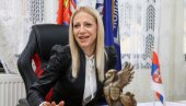 ŠEF KOJI NIKAD NIJE NAMRGOĐEN: Subotičanka Gordana Cvejić zvanično omiljeni kolega u Ministarstvu unutrašnjih poslova