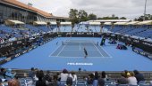 KORONA ŠOK U MELBURNU:  Tenis staje za navijače, Đoković u nastavku turnira bez podrške