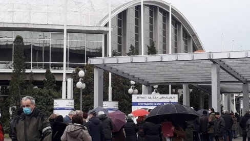 NEMA KOMPROMISA KADA JE ZDRAVLJE U PITANJU: Doktor Bekić o uvođenju novih mera i obaveznoj vakcinaciji lekara