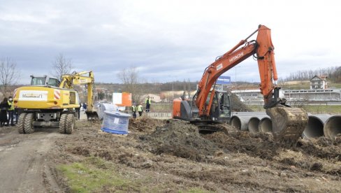 CEVI KOD BUBANJ POTOKA: Izgradnja regionalnog vodovoda Makiš - Mladenovac napreduje planiranom dinamikom, mašine bez zastoja