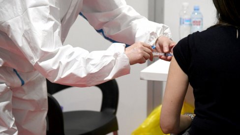 UPOZORENJE U HRVATSKOJ: Oprez pri vakcinisanju mladih žena AstraZenekom