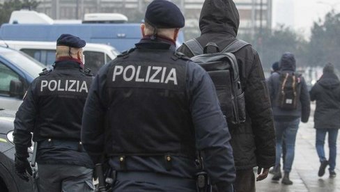 HAOS U ITALIJI! Policija upala u prostorije Rome, Lacija i Salernitane, velika akcija u toku