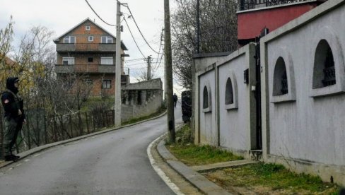 EVO ŠTA SE DANAS DEŠAVA U RITOPEKU: Do sada neviđene fotografije kuće iz drugog ugla (FOTO)