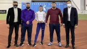 UVEK UZ ŠAMPIONE Ministar Udovičić posetio trening atletičara