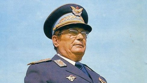 TITO IZGUBIO ORDEN VITEZA REPUBLIKE: Evo kako je bivši lider SFRJ ostao bez odlikovanja Italije (FOTO)