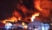 УЖАС У ВАЉЕВУ, ГОРИ НЕБО ИЗНАД ГРАДА: Пожар у фабрици намештаја, сви ватрогасци на терену, не зна се има ли повређених, или мртвих!