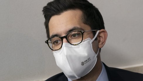 СЛАО УВРЕДЕ И ПРЕТЊЕ НОВИНАРКИ: Заменик портпарола Беле куће поднео оставку