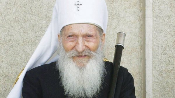 АРЛОВ: Биста патријарха Павла знак захвалности за хуманост