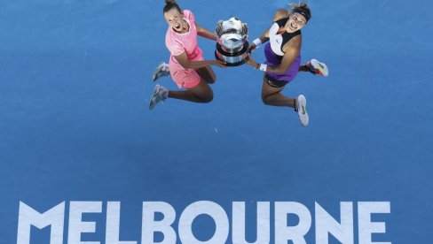 AUSTRALIJAN OPEN: Mertens i Sabalenka osvojile drugu grend slem titulu