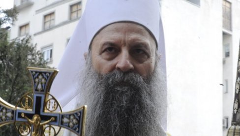 МОЛИТЕ СЕ ЗА ДЕЦУ, МИР И ХРАБРИ СРПСКИ НАРОД НА КОСОВУ И МЕТОХИЈИ: Божићна посланица патријарха Порфирија